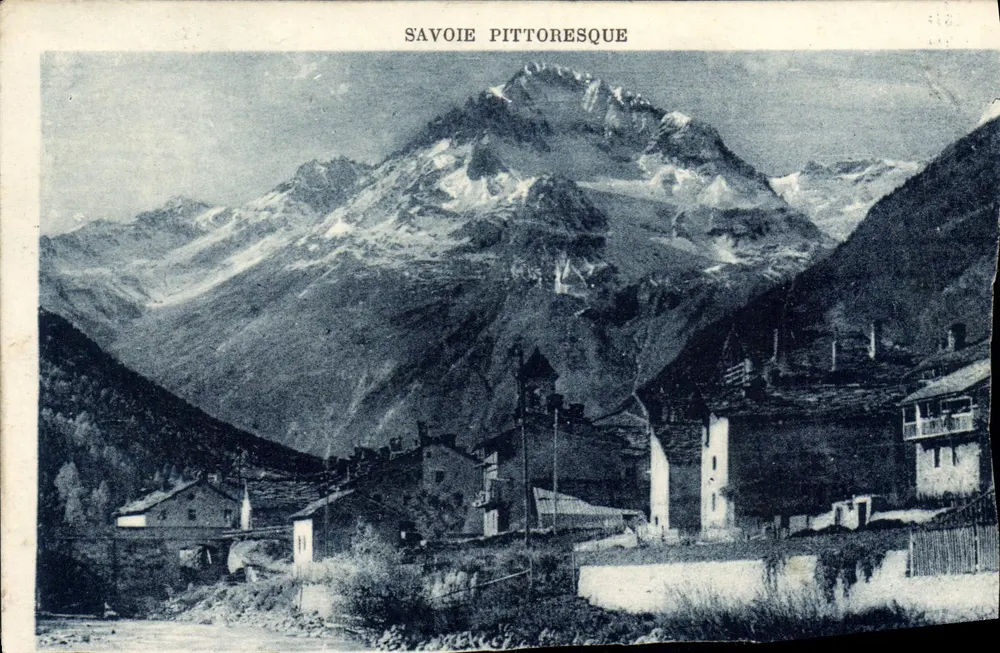 Savoie pittoresca — vista de montanhas nevadas e aldeia alpina — editor La Plus Belle, F. de Nigrien, Chambéry, n° 416 - Frente