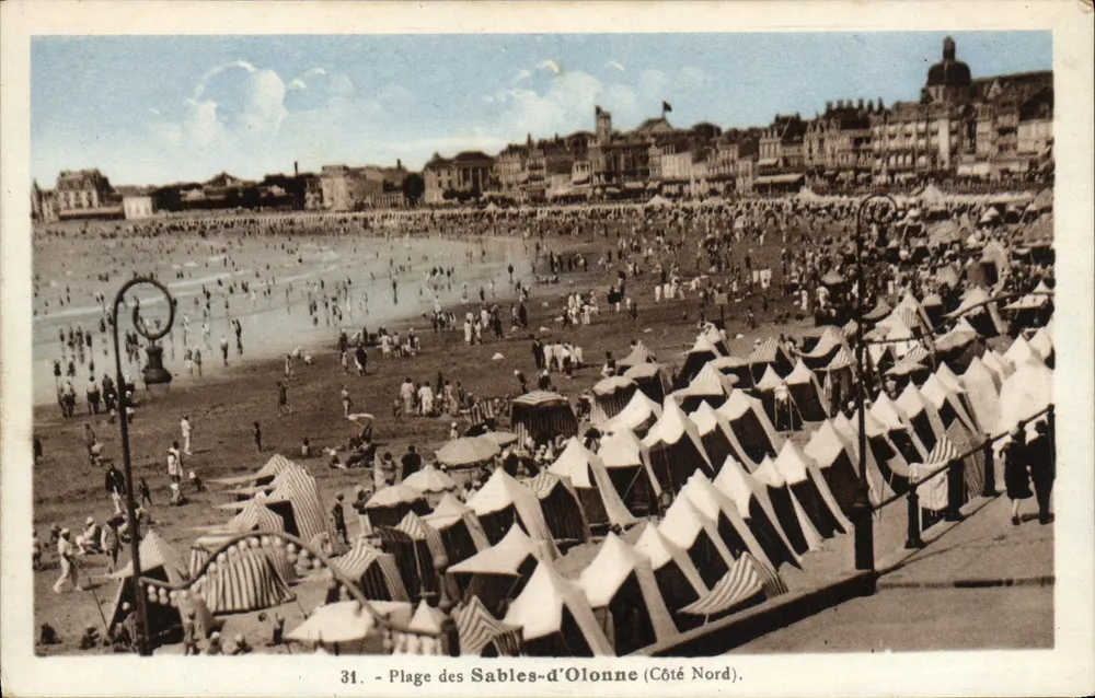 Praia dos Sables-d'Olonne (Lado Norte) — vista da praia e das tendas — Fototipia Jébly-Foupin - Frente