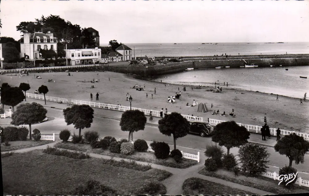 St-Quay-Portrieux (C.-du-N.) — Der Garten und der Hafen — Éditions GABY - Vorderseite