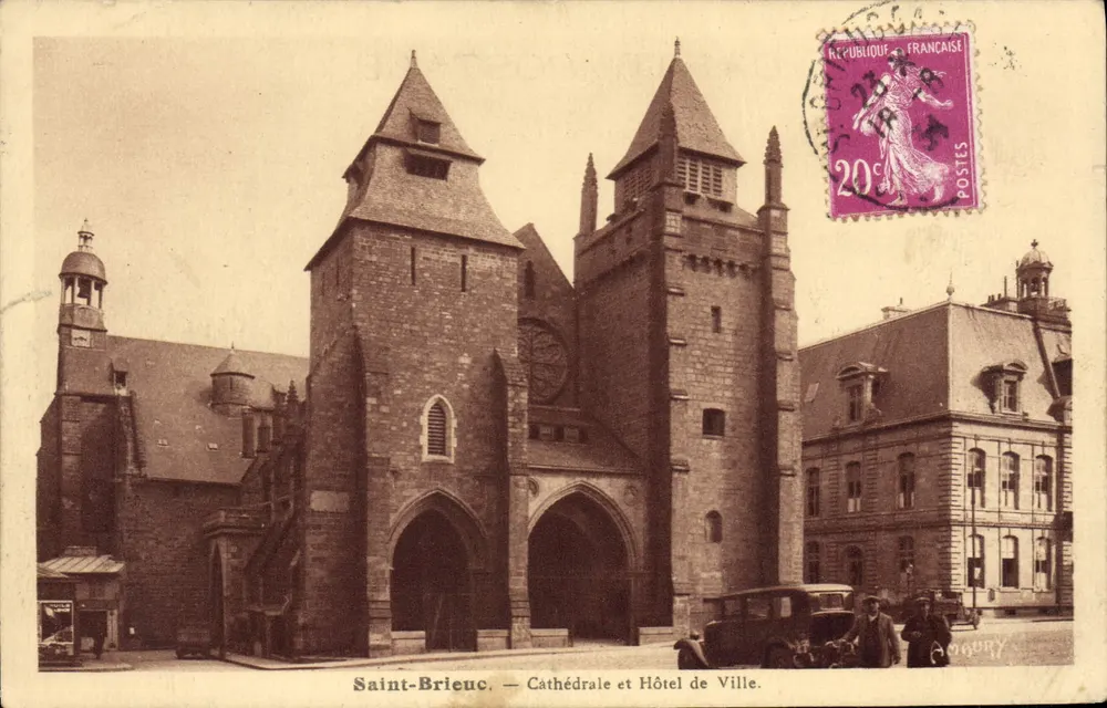Saint-Brieuc — Kathedrale und Rathaus — Verlag HOGORY - Vorderseite