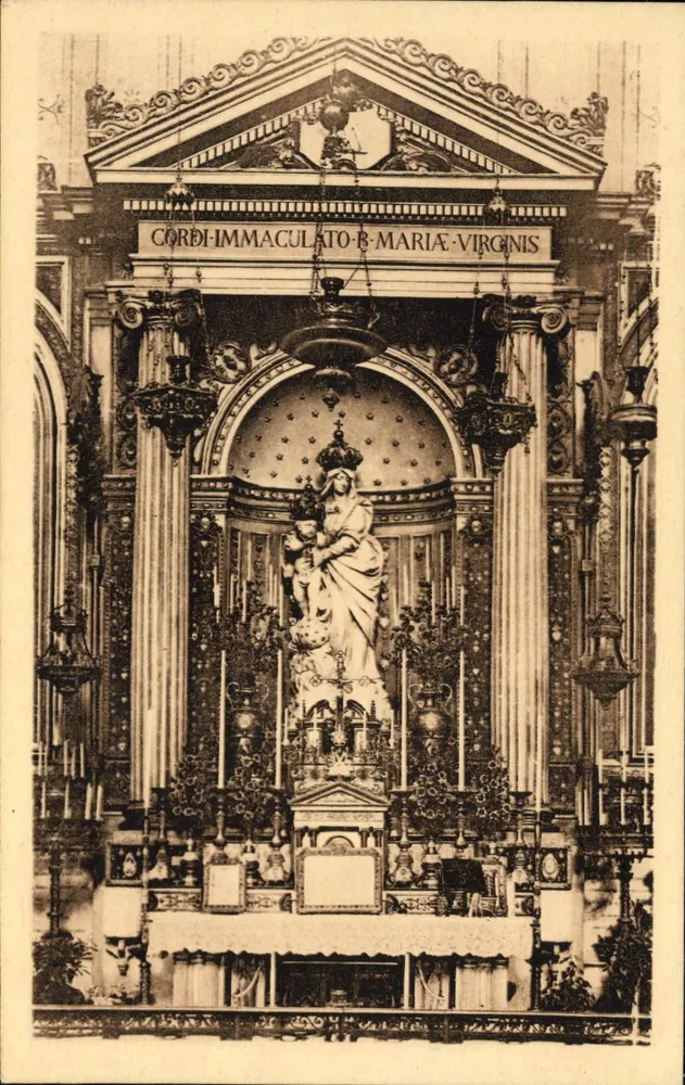 Notre-Dame-des-Victoires — Wallfahrtskirche des unbefleckten Herzens Mariä - Vorderseite