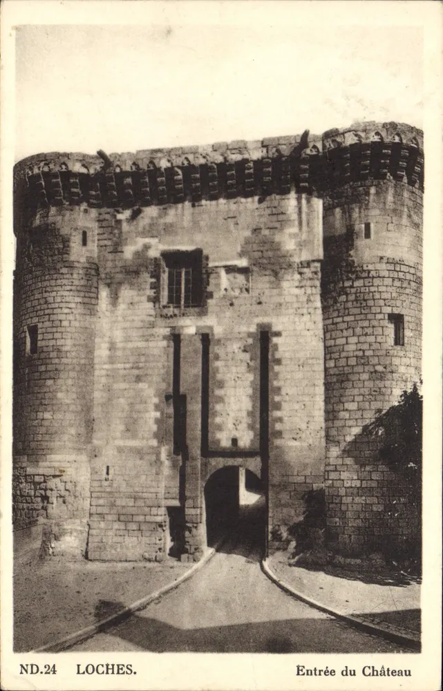Loches — Invoer van het Kasteel — ND.24 - Voorkant