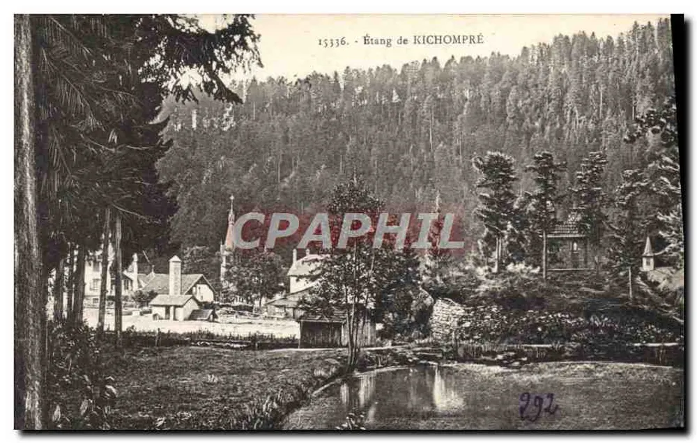 Lago de Kichompré — vista do lago cercado por floresta — Cartas 'La Cigogne', Strasbourg - Frente