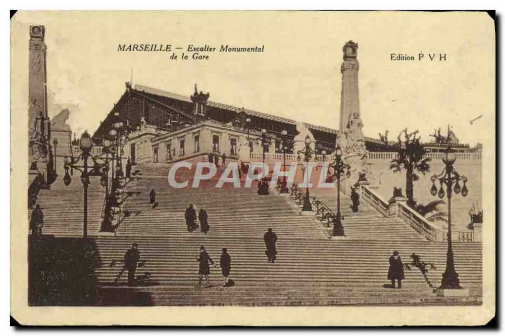 Marseille — Monumental Staircase of the Station — Edition P V H - Recto