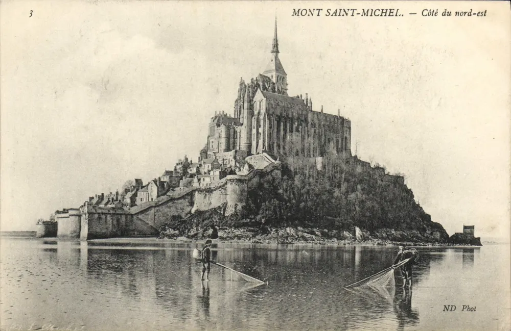 Mont Saint-Michel — Nordöstliche Seite — ND Phot - Vorderseite