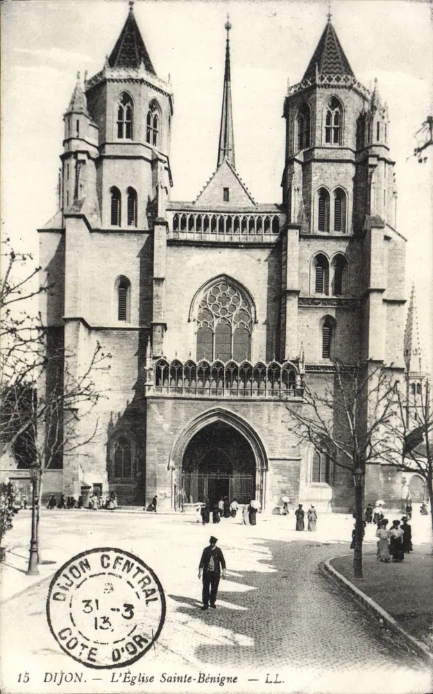 Dijon — A Igreja de Santa Bênnega — LL. n°15 - Frente