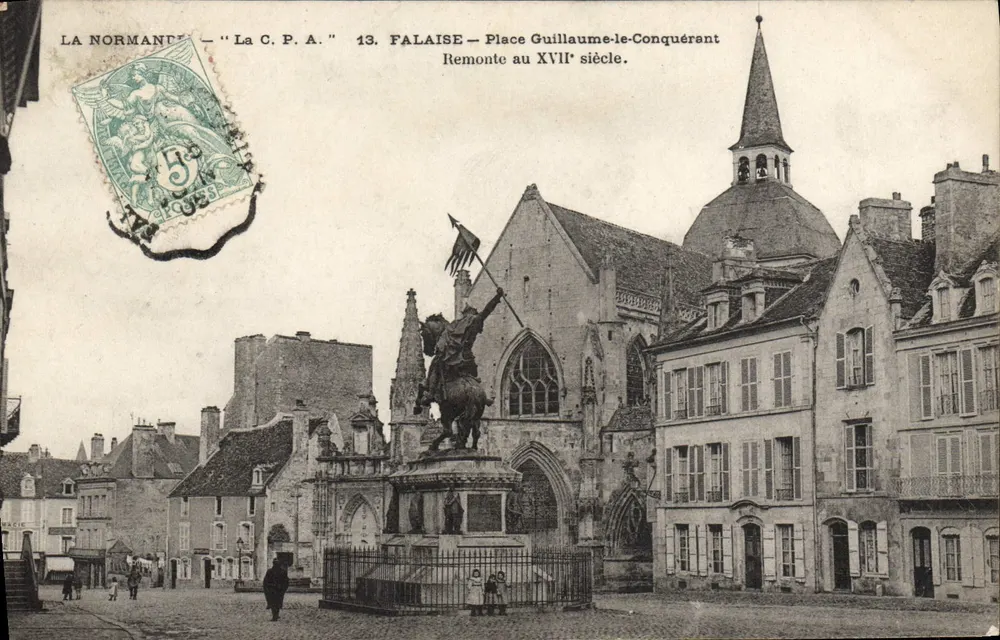 FALAISE — Place Guillaume-le-Conquérant — editor La C.P.A. n°13 - Frente
