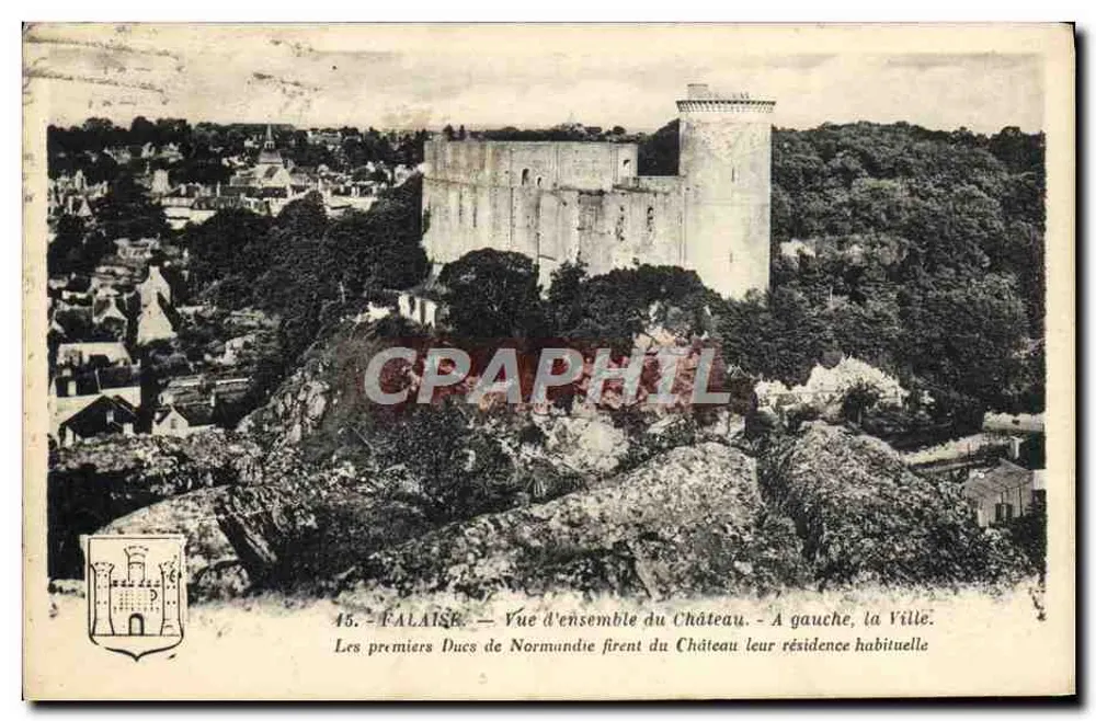 Palaise — Überblick über das Schloss. Links, die Stadt. Die ersten Herzöge der Normandie machten das Schloss zu ihrer üblichen Residenz - Vorderseite