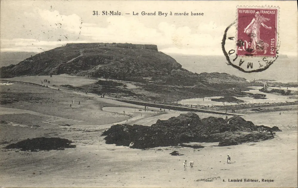 St-Malo — O Grande Bey com maré baixa — A. Lamiré Editor, Rennes - Frente