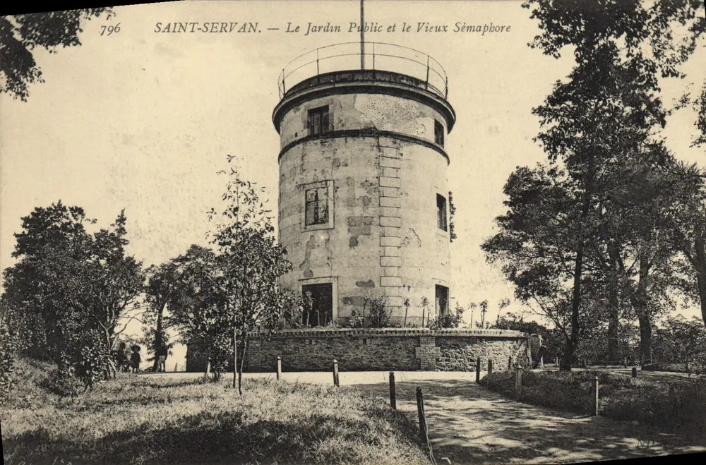 Saint-Servan — Der Öffentliche Garten und der Alte Schiffsleuchtturm - Vorderseite