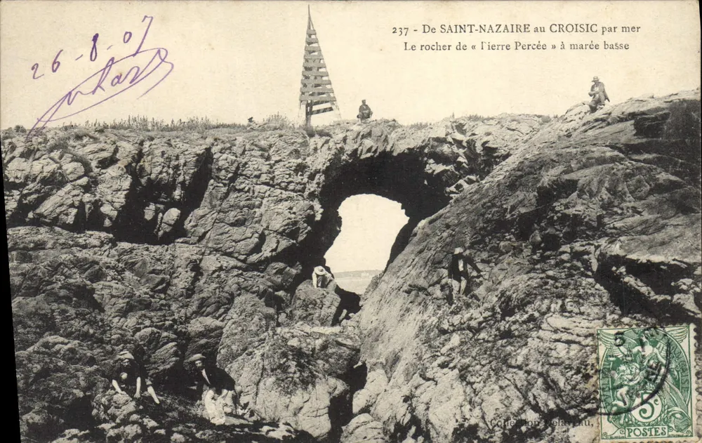 Der Felsen von « l'ierre Percée » — Ansicht des Perchtenfels bei Ebbe — Sammlung Delaunau, n°237 - Vorderseite