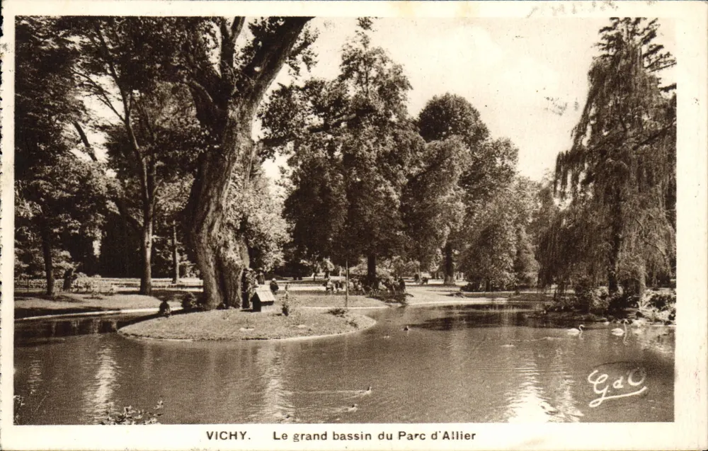 Vichy. Der große See des Parc d'Allier — GAC - Vorderseite
