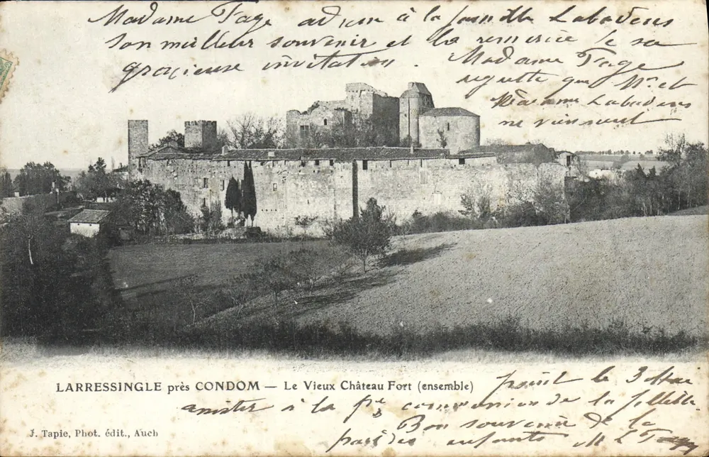 Larressingle bei Condom — Das alte befestigte Schloss (Serie) — J. Tapie, Fotograf, Verlag, Auch - Vorderseite