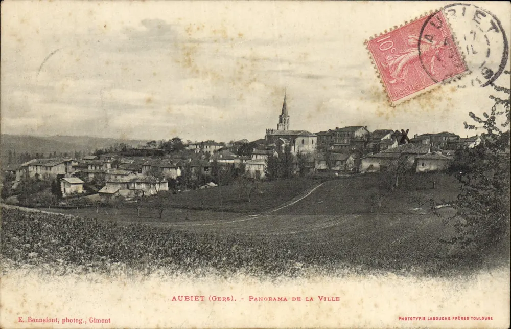 Aubiet (Gers) — Panorama da Cidade — E. Bonnefont, fotógrafo, Gimont - Frente