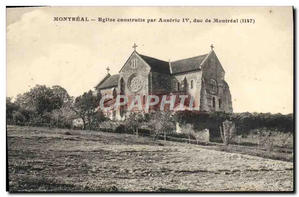 Montréal — Kirche errichtet von Anséric IV, Herzog von Montréal (1147) - Vorderseite