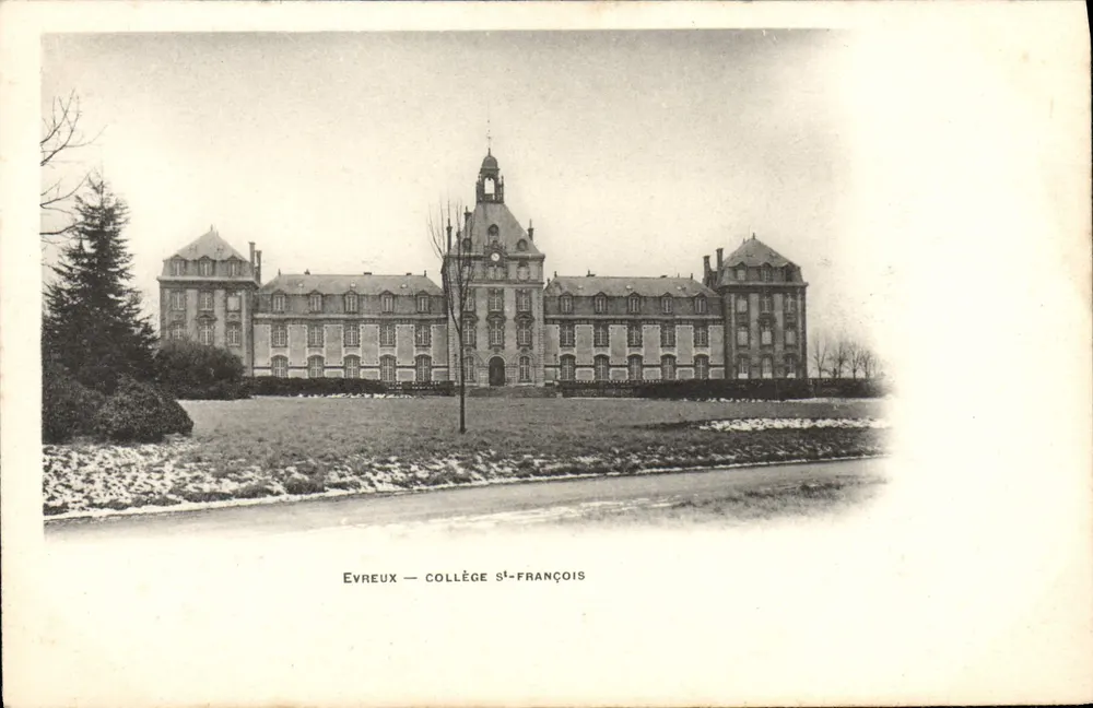 Evreux — Colégio Santo Francisco — Fototipia A. Bruger, Paris - Frente