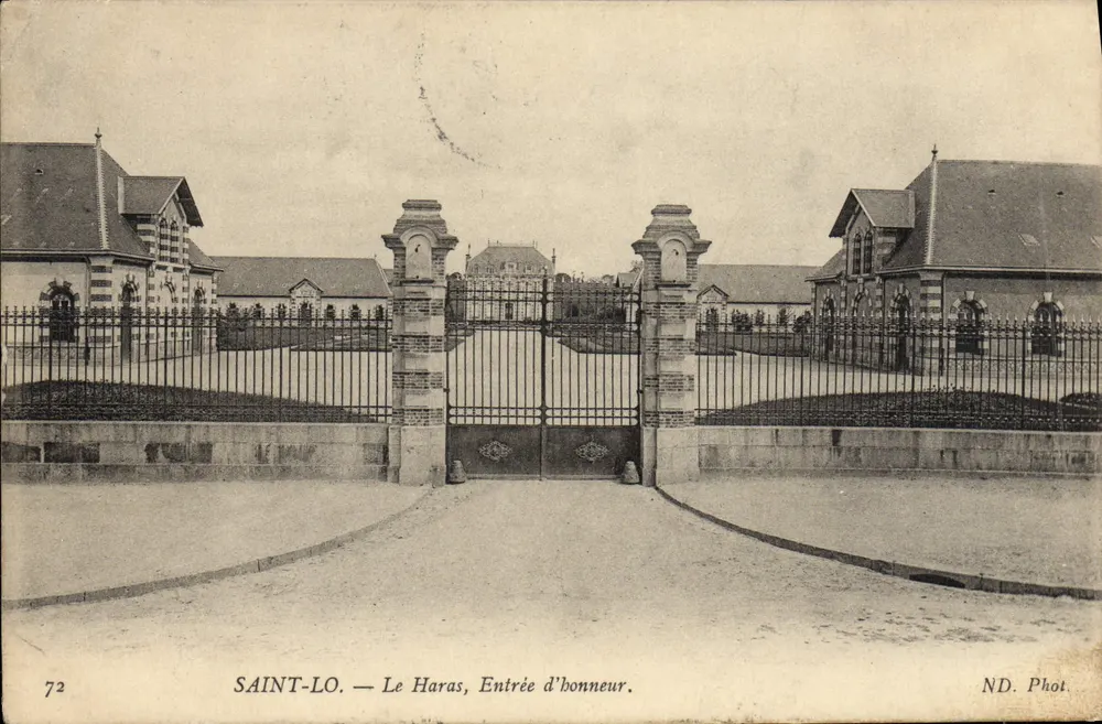 Saint-Lô — O Haras, Entrada de Honra — ND. Fot. n°72 - Frente