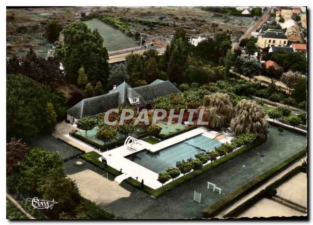 Vichy (Allier) — Vue aérienne du Sporting-Club — Éditions Aériennes Collier, Imp. Macon (Allier) - Anverso