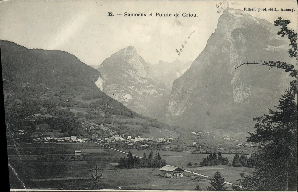 Samœns et Pointe de Criou — vue panoramique du village et du sommet rocheux — Pittier, phot.-édit., Annecy, n°32 - Frente