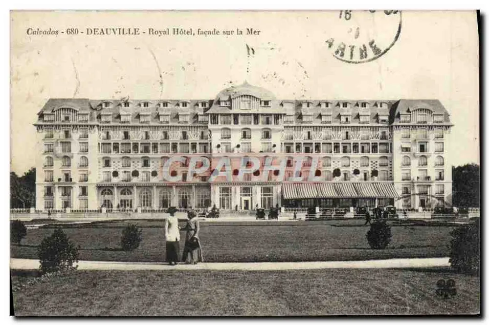 Deauville - Royal Hotel, Fassade zum Meer — Calvados, 680 — unbekannter Verlag - Vorderseite