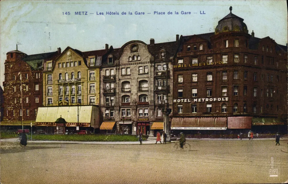 Metz — Die Hotels der Station — Place de la Gare — LL - Vorderseite