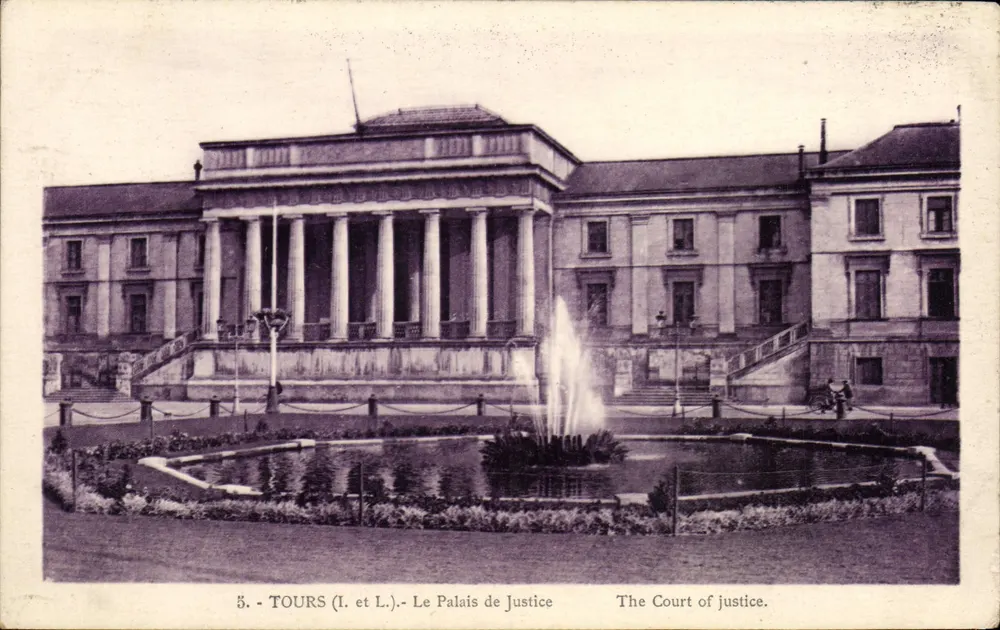 Tours (I. e L.) - O Palácio da Justiça — The Court of Justice - Frente