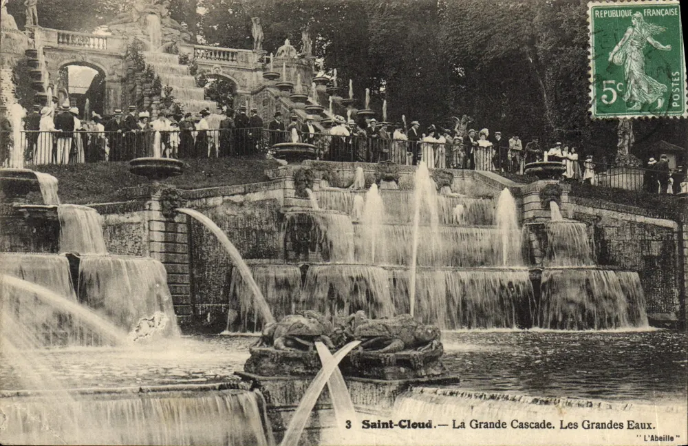 Saint-Cloud — A Grande Cascata. As Grandes Águas. — L'Abeille - Frente