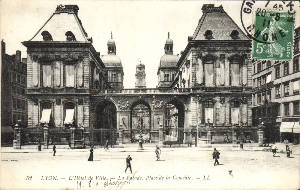 LYON — Das Rathaus — Die Fassade, Place de la Comédie — LL. - Vorderseite