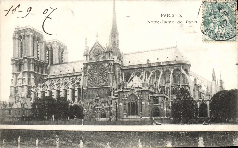 Notre-Dame de Paris — vista da fachada — editor desconhecido, número de série não visível - Frente