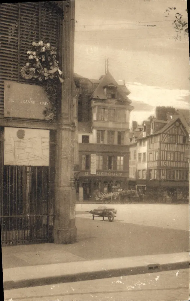 Platz der Jeanne d'Arc — Rouen — anonymer Verlag, Seriennummer nicht sichtbar - Vorderseite