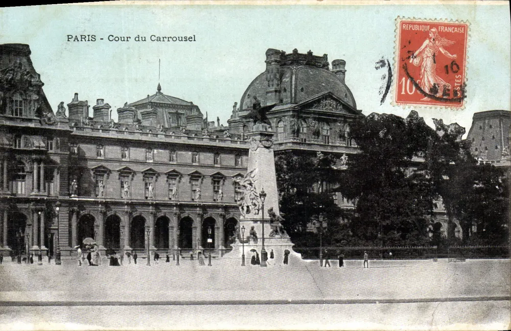 Paris - Cour do Carrousel — vista do monumento central — editor não visível - Frente