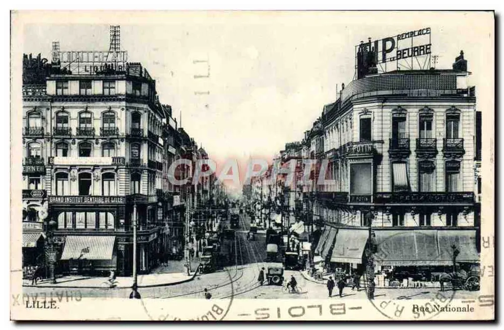 Rue Nationale in Lille — städtische Ansicht mit dem Grand Institut de Lille und einem Hotel in der Straße — anonymer Verlag, Seriennummer nicht sichtbar - Vorderseite