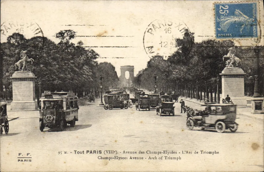 Avenue des Champs-Élysées - L'Arc de Triomphe — F. F. PARIS, n° 95 M. - Vorderseite