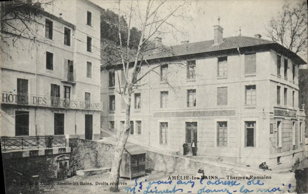 Amélie-les-Bains — Romeinse baden — Hotel van de Romeinse baden - Voorkant