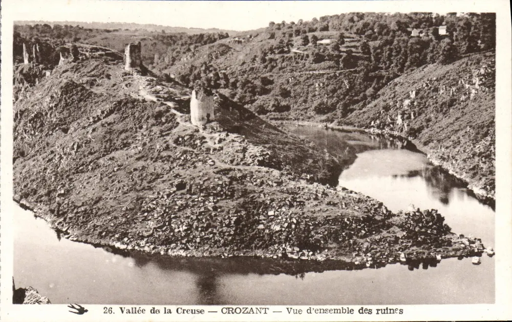 Vale da Creuse — Crozant — Vista geral das ruínas - Frente