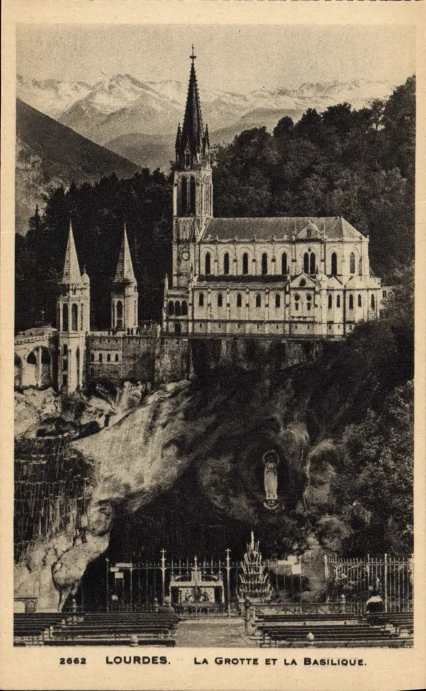 Lourdes — A Gruta e a Basílica — Editor Lévy e Neudelin, Paris - Frente