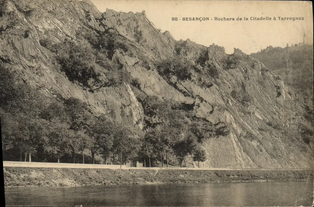 Besançon - Ansicht der Felsen der Citadel in Tarragnoz — unbekannter Verlag, Nr. 98 - Vorderseite