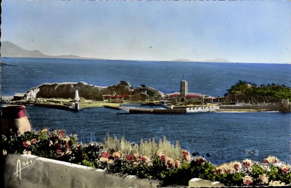BANDOL — Porto e farol — Éditions ARISCOLOR, n°73 - Frente