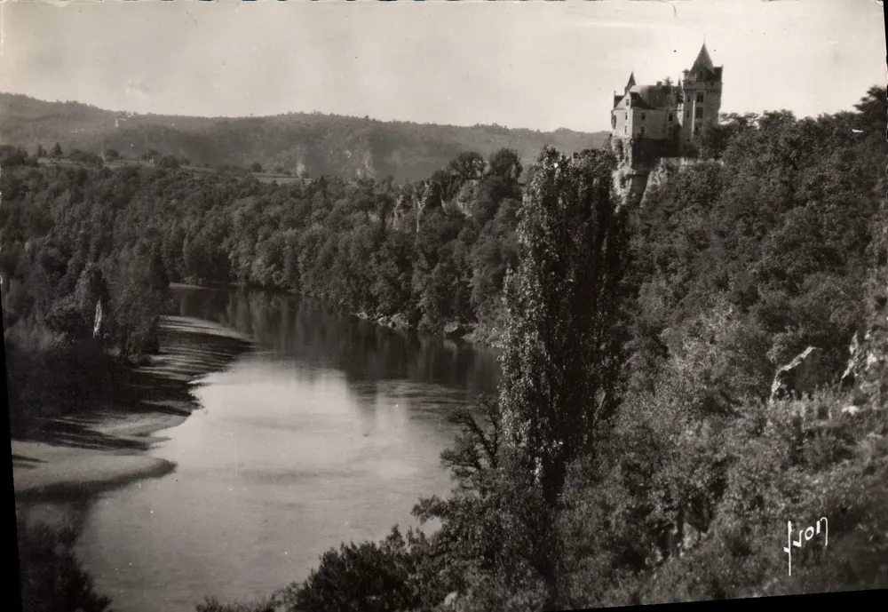 Vitrac (Dordogne) — Das Schloss Montfort über der Dordogne — Éditions d'Art, Paris - Vorderseite