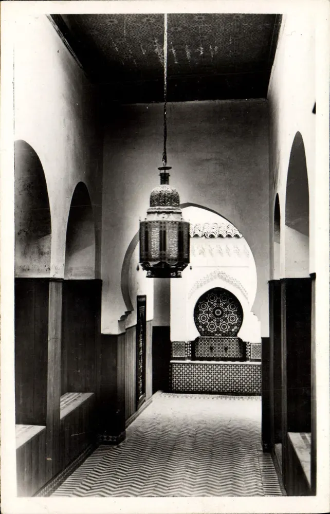 Meknès — ein Gang (Museum für indigene Kunst) — La Cigogne Edition, Casablanca - Vorderseite