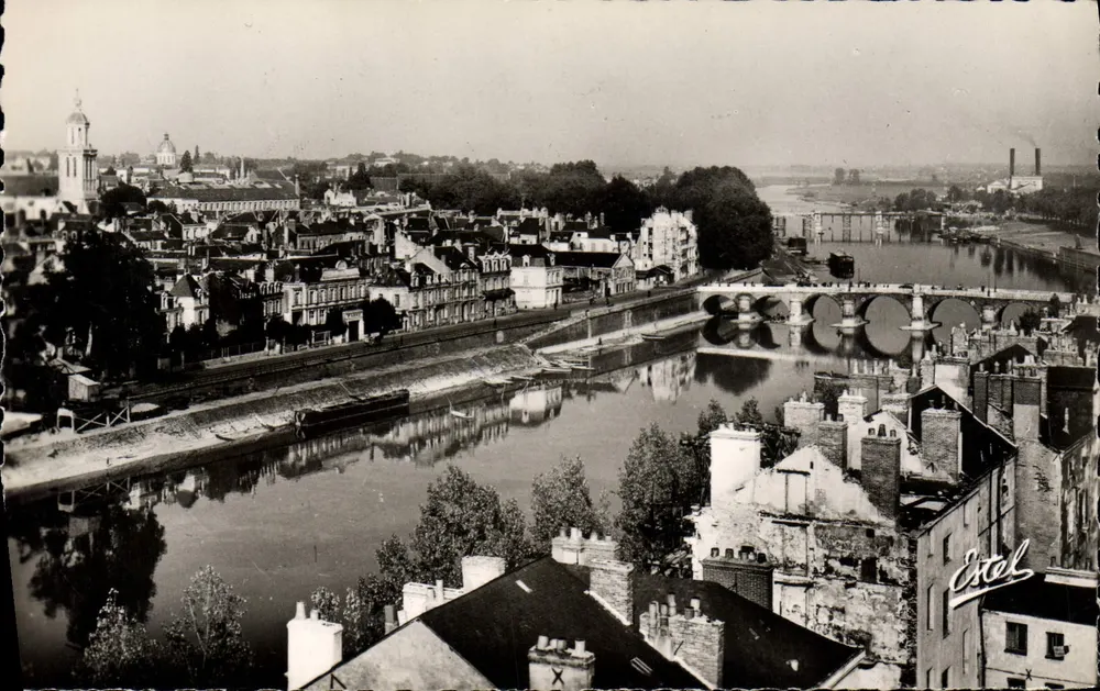 Angers — Vista Geral — Estel - Frente