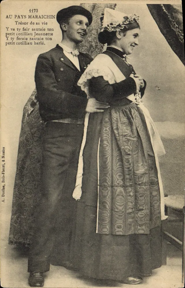 No País Maraichin — casal em traje tradicional — A. Duclos, Bois-Flouri, Nantes - Frente