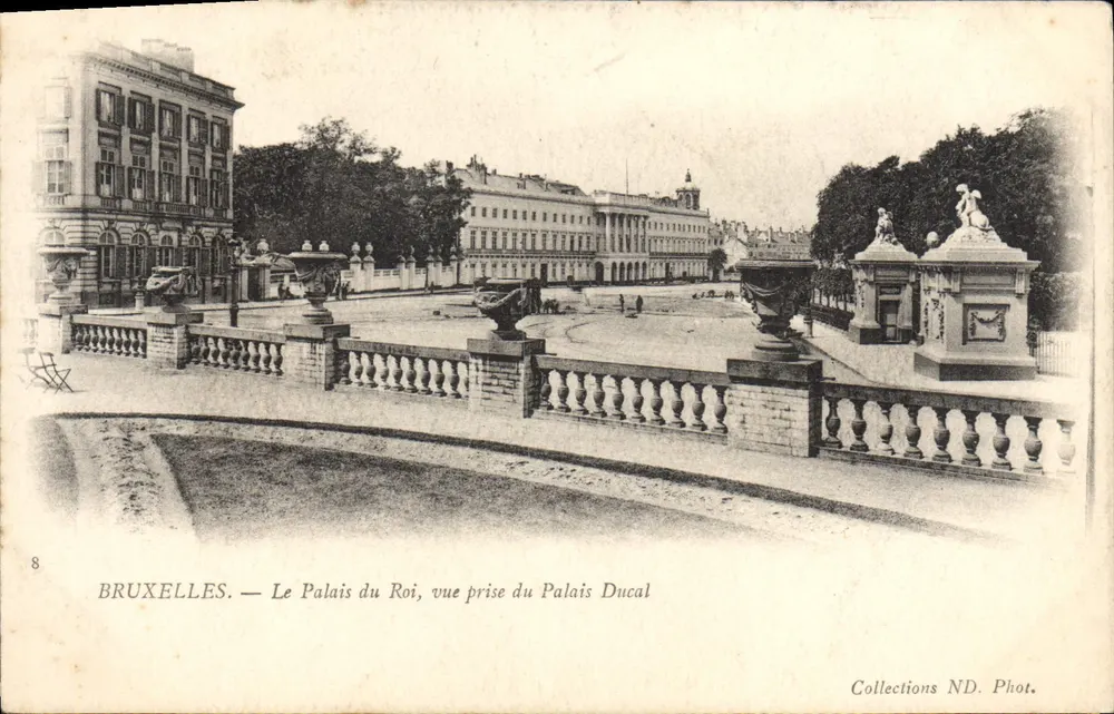 Brüssel — Das Königspalast, Ansicht vom Dukalen Palast — Collections ND. Phot. - Vorderseite