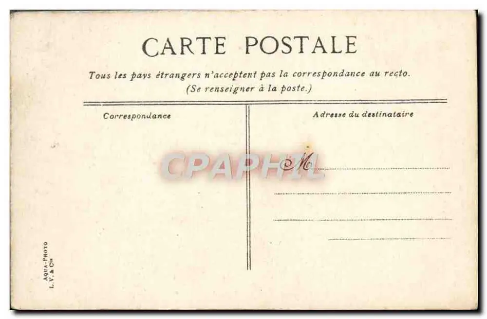Paris-Plage - A Hermitage — restaurante com terraço e guarda-sóis — editor L.V.C. - Verso