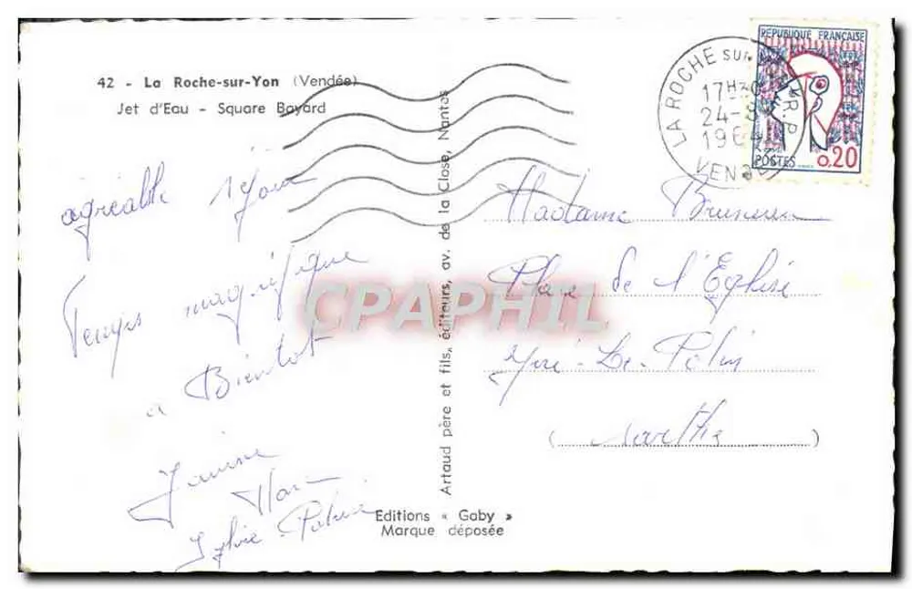 La Roche-sur-Yon — Jato d'Água no Square Bayard — Edições Gaby - Verso