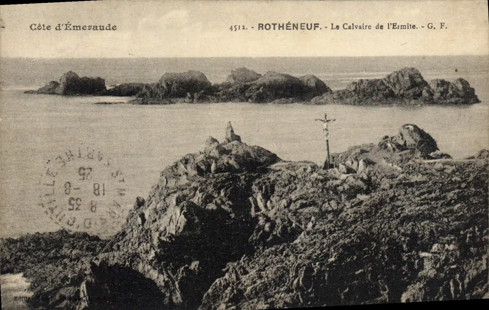 Côte d'Émeraude — Rothéneuf. Het Kruisbeeld van de Eerwaarde — G. F. n° 4512 - Voorkant