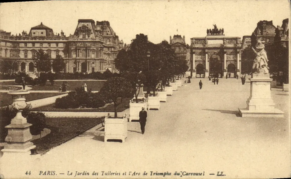 Paris — Der Tuileries-Garten und der Arc de Triomphe du Carrousel — LL. - Vorderseite