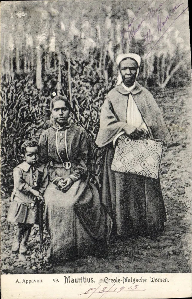 Mauritius — Créole-Malgache Women — A. Arravon, n°99 - Recto