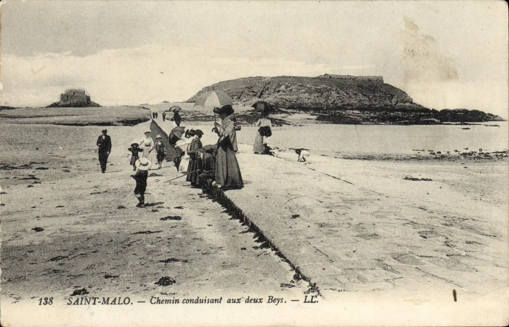 Saint-Malo — Weg führend zu den beiden Beys — LL. — n°138 - Vorderseite