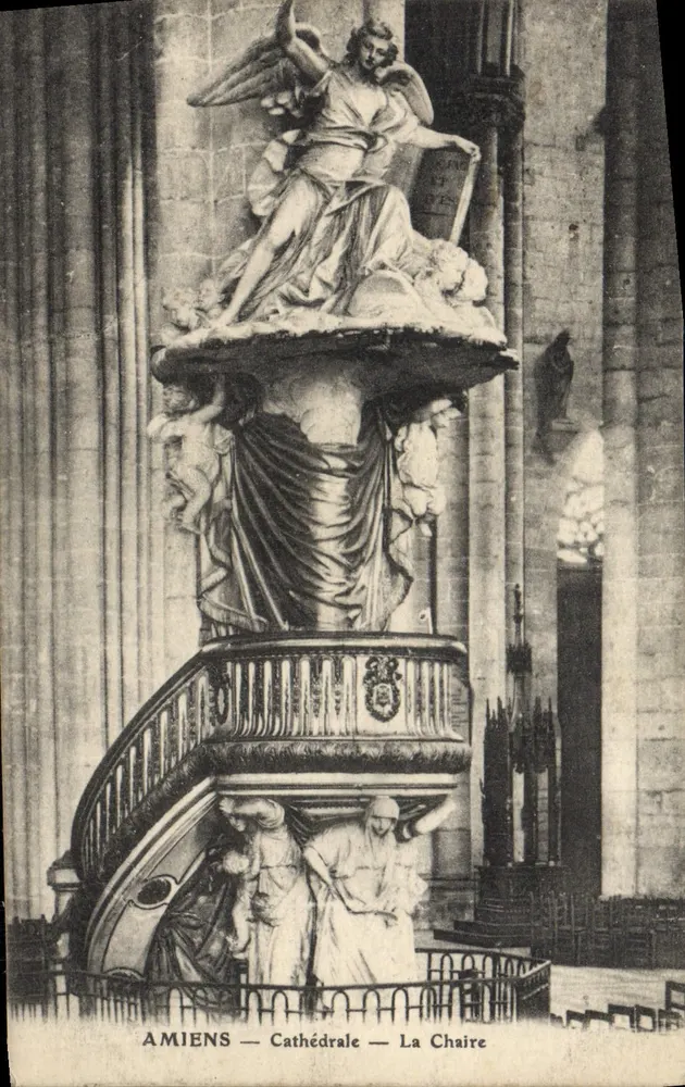 Amiens — Catedral — A Cadeira - Frente